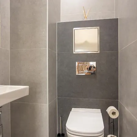 Royal * Liptovský Mikuláš