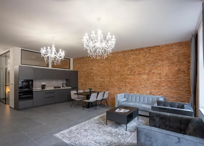 Royal * Liptovský Mikuláš